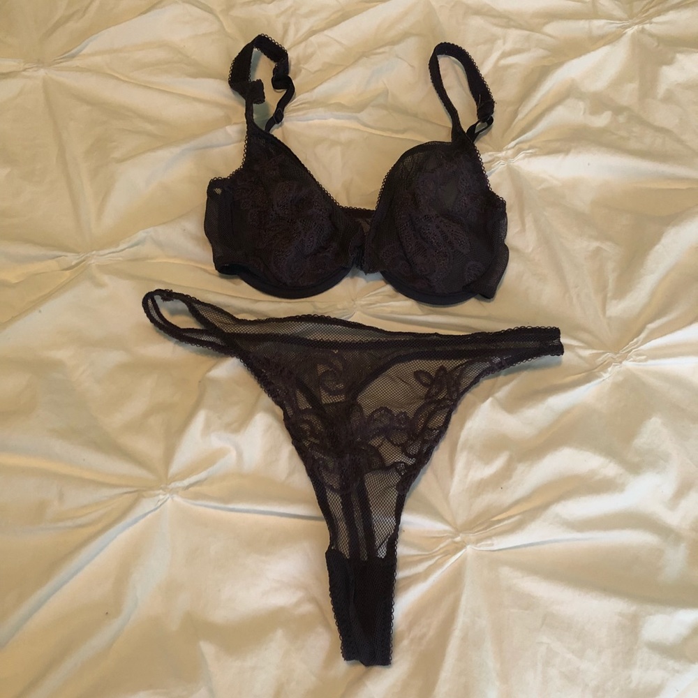 Victoria’s Secret Purple Netted Bra/Thong Set